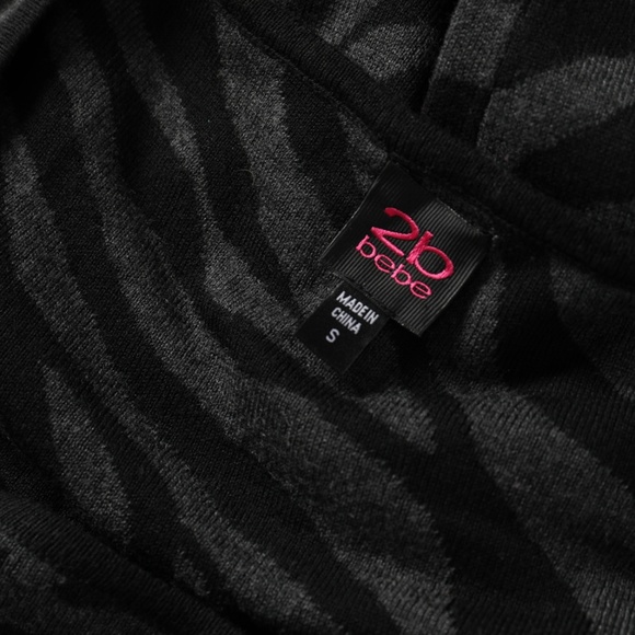 BEBE⭐️ Sweater Dress size S Animal print - Picture 3 of 3